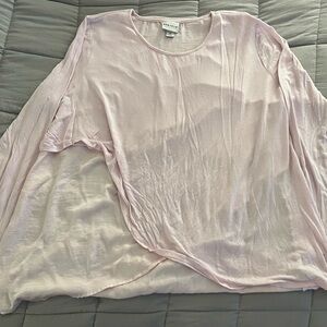 Women’s plus size layered long sleeve top